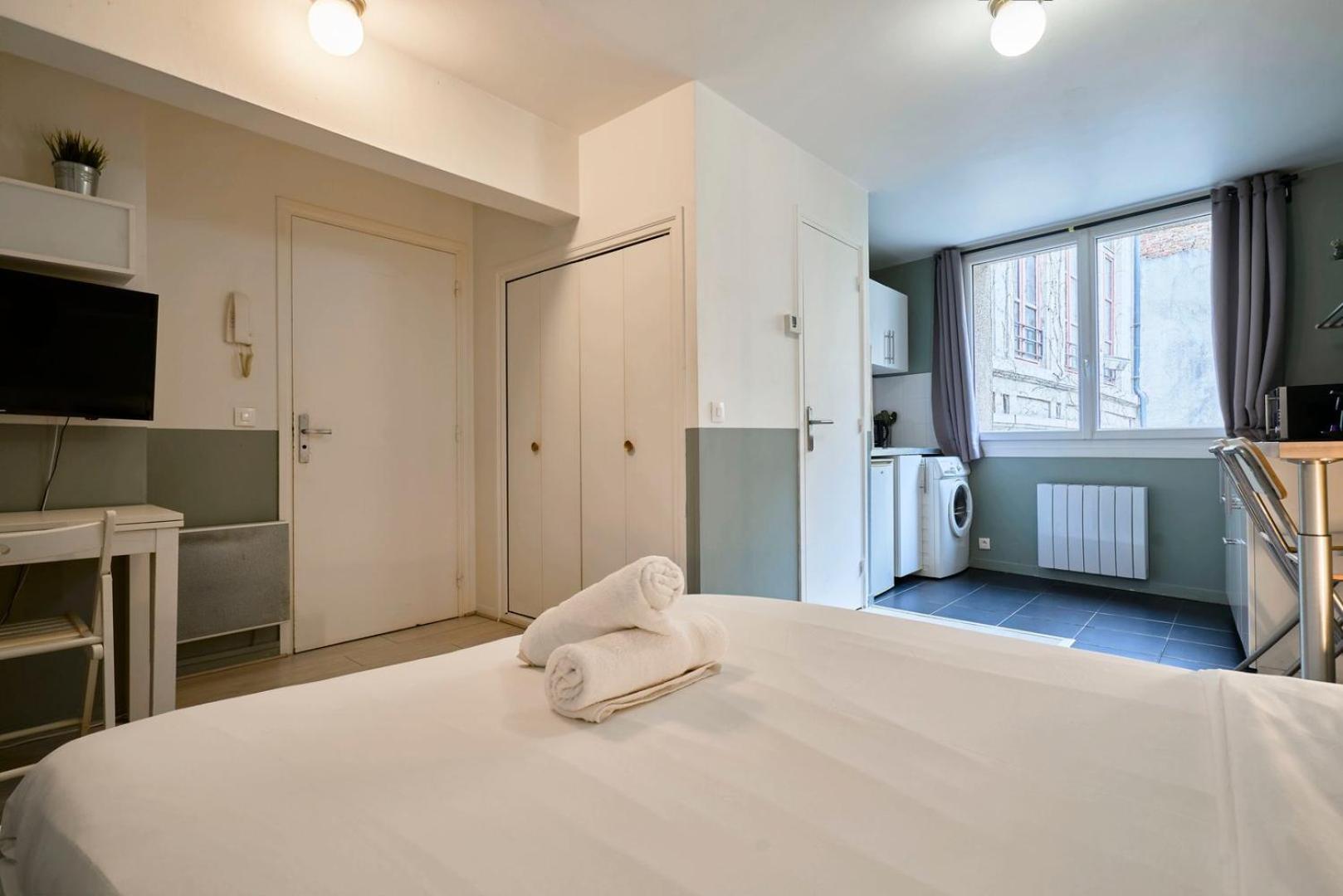 Equipped Studio In Vieux-Lille Near Grand Place Exteriör bild